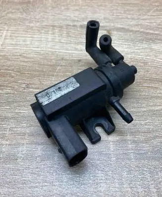 Volkswagen Golf IV Turbo solenoid valve 70218300