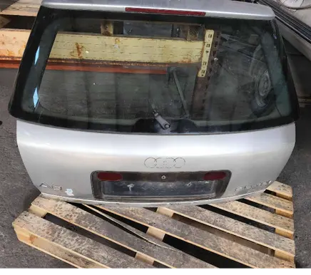 Audi A6 S6 C5 4B Tailgate/trunk/boot lid
