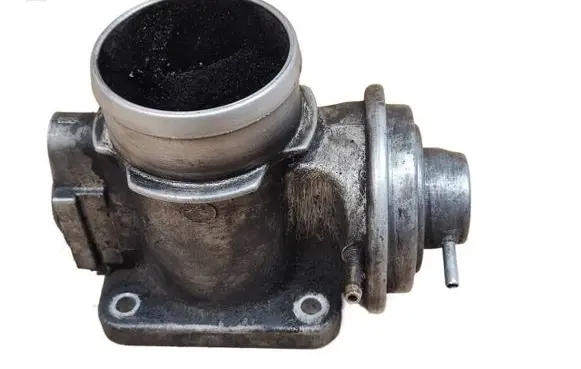BMW 5 E39 EGR valve 2247177 712247177