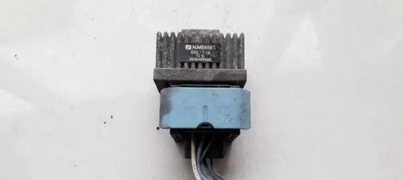 Peugeot Partner Glow plug pre-heat relay 9640469680