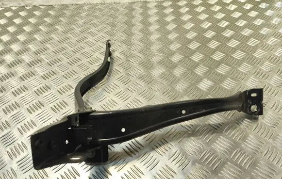 Mercedes-Benz E W212 Headlight/headlamp mounting bracket 212620029 B11211
