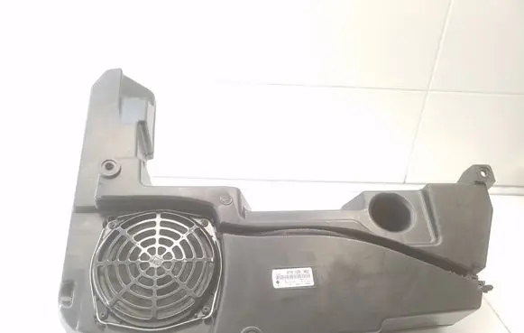 Audi A5 8T 8F Subwoofer speaker 8T8035382