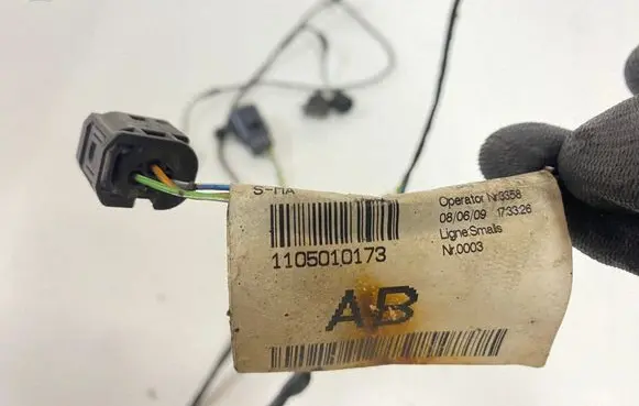 Jaguar XF X250 Parking sensor (PDC) wiring loom 8X2T15B484AB