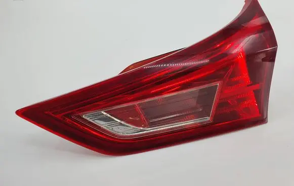 Toyota Auris E180 Tailgate rear/tail lights