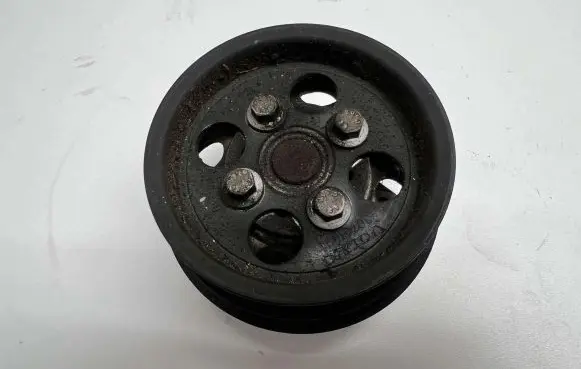 Volvo XC60 Power steering pump pulley 30731821