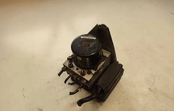 Volkswagen Golf VI ABS Pump 1K0614517CP 10021206514