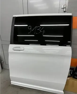 Mercedes-Benz Vito Viano W447 Side sliding door DRZWILEWEW447 W447VKLASA DRZWILEWEPRZESUWNE
