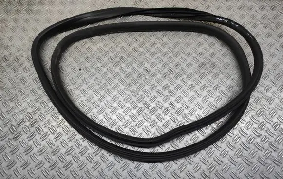 Volvo C30 Front door rubber seal 