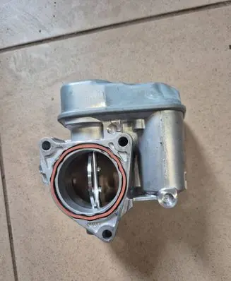 Skoda Octavia Mk2 (1Z) Throttle valve 03G128063R 7.00688.06.0
