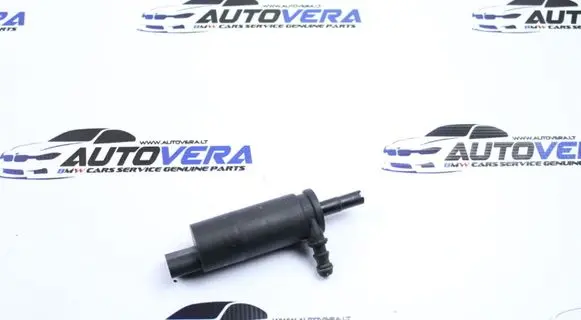 BMW 6 E63 E64 Headlight washer pump 8377613