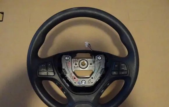 Hyundai i10 Steering wheel