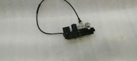 Tesla Model S Front door lock 600891200C