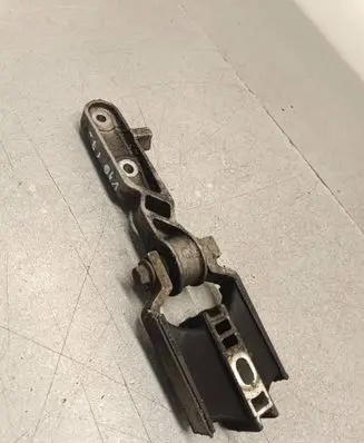 Volvo S90, V90 Gearbox mount 