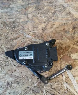 Renault Trafic II (X83) Accelerator pedal position sensor 8200008477