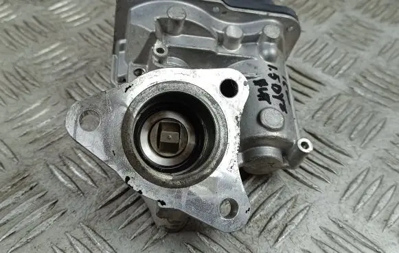 Renault Kadjar EGR valve 147109074R