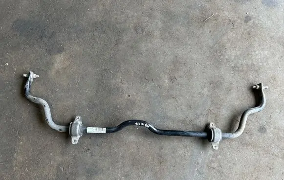 Mercedes-Benz A W177 Front anti-roll bar/sway bar A2473200511 17219932A