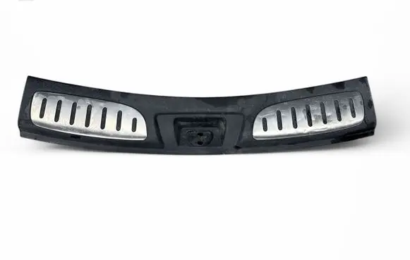 Dodge Durango III Trunk/boot sill cover protection 100981020B