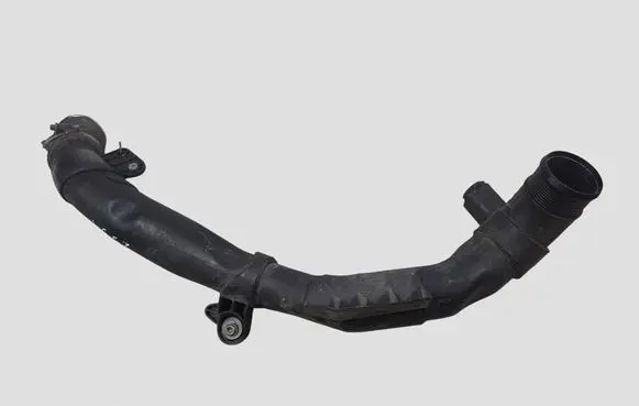Volkswagen PASSAT CC Intercooler hose/pipe 5N0145840F
