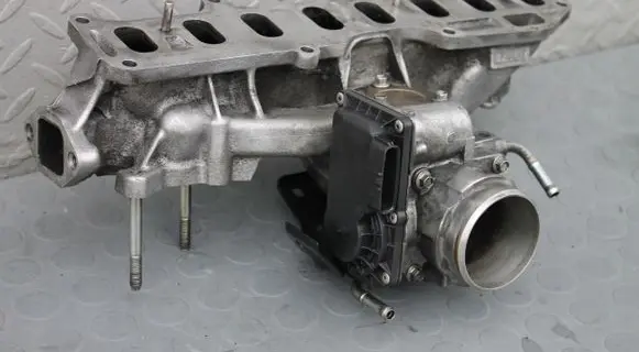 Mazda 6 Throttle valve 136B0