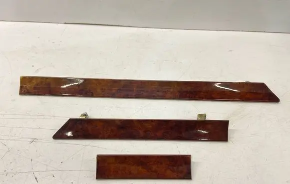 Mercedes-Benz E W124 Dashboard trim A1246802271 1246802271 1246802371