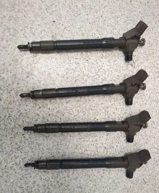 Mazda 6 Fuel injector SH0113H50