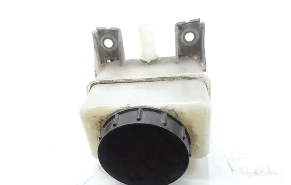 Nissan Murano Z50 Brake fluid reservoir NOCODE