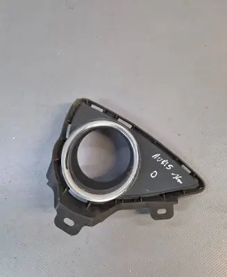 Toyota Auris E180 Front fog light trim/grill 8148102290
