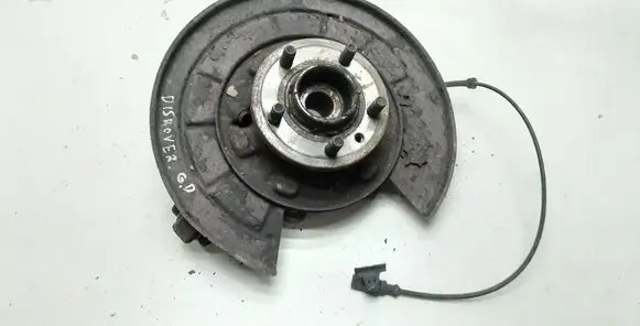 Land Rover Discovery 3 - LR3 Rear wheel hub spindle/knuckle 