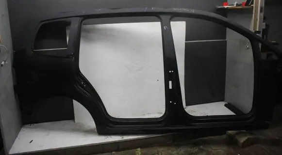 Volkswagen Touran II Other sill/pillar trim element 