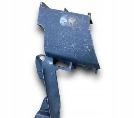 Mercedes-Benz C W204 Front bumper mounting bracket A2048850016