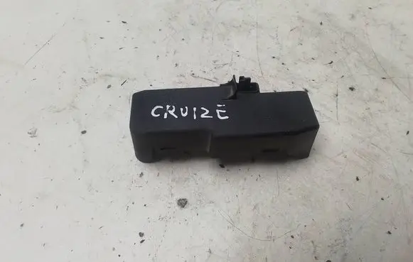 Chevrolet Cruze Fuse box cover 13222785