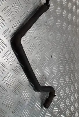 Volkswagen Touareg I Engine coolant pipe/hose