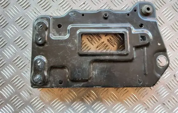 Mercedes-Benz CLA C117 X117 W117 Battery tray A2466200018