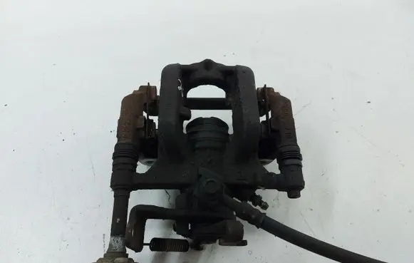 Opel Astra J Rear brake caliper