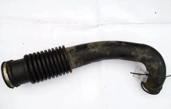 Ford Focus Air intake hose/pipe 4m519a673bb