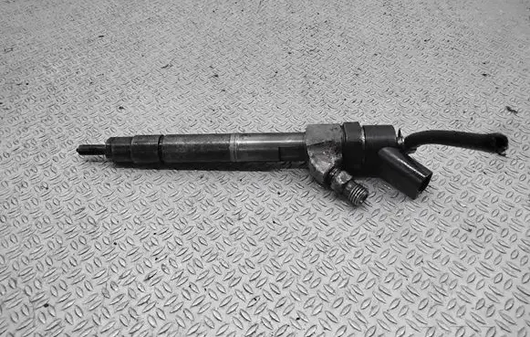 Mercedes-Benz A W168 Fuel injector A6680700287