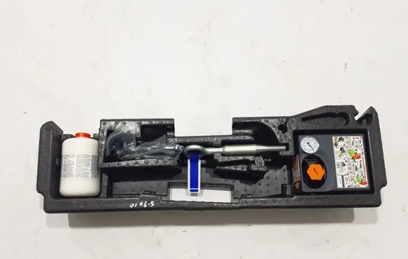Volvo S90, V90 Tool set 31362990