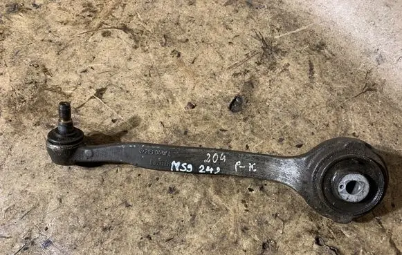 Front lower control arm/wishbone