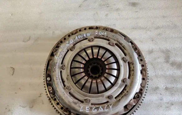 Subaru Legacy Clutch set kit 063082000433