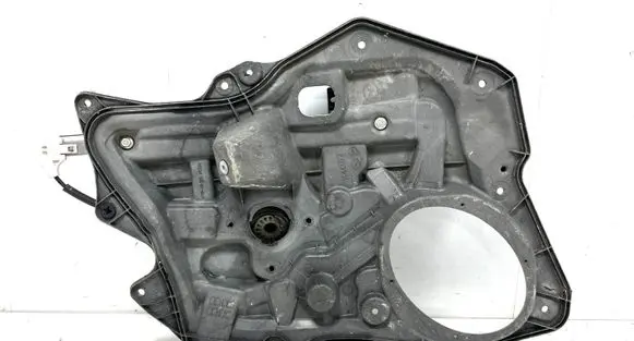 Mazda 3 II Rear window lifting mechanism without motor K4057