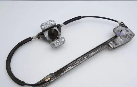 Volkswagen PASSAT B3 Rear door manual window regulator 357839401