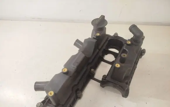 Ford Focus Rocker cam cover BM5G6M293DC