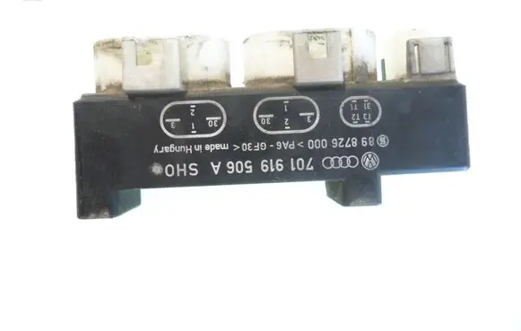 Volkswagen Sharan Coolant fan relay 701919506A