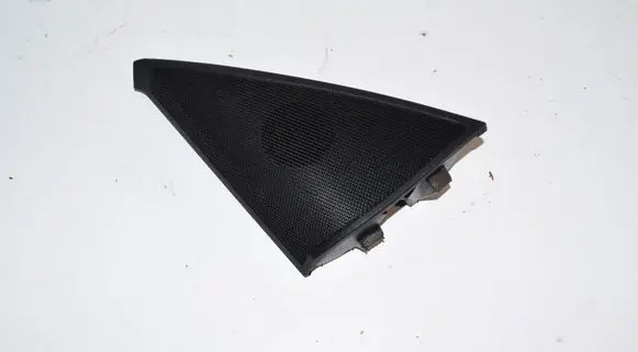 Mercedes-Benz C W204 Front door speaker cover trim 2118200202