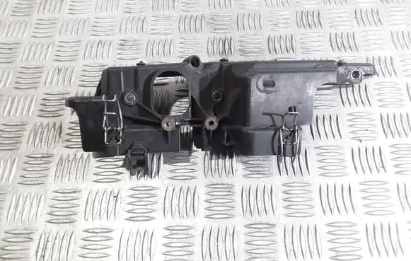 Nissan Tiida C11 Other engine bay part 8200468152A