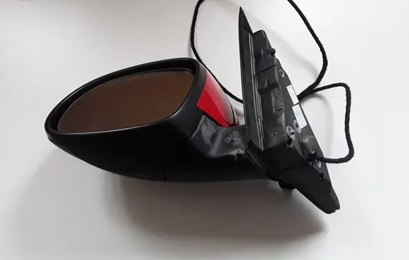 Skoda Yeti (5L) Front door electric wing mirror 5L0857933