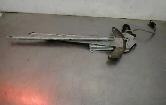 Jeep Grand Cherokee Front door electric window regulator 