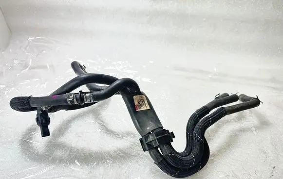 Audi A6 S6 C7 4G Fuel line/pipe/hose 4G0201214AK 4G0201214