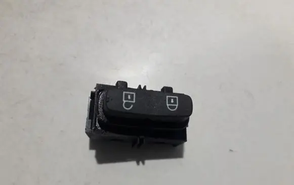 Volvo XC70 Central locking switch button 30710476 97398011