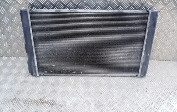 Lexus CT 200H Coolant radiator 4221343651